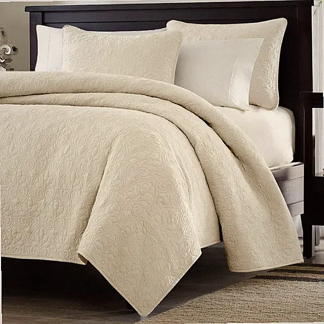 Full / Queen Ivory Beige Quilted Coverlet Quilt Set with 2 Shams