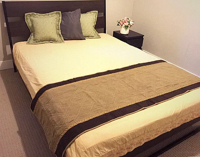 Quilted Soft Micro Suede Bed Runner Scarf for Pets or Furniture Protector